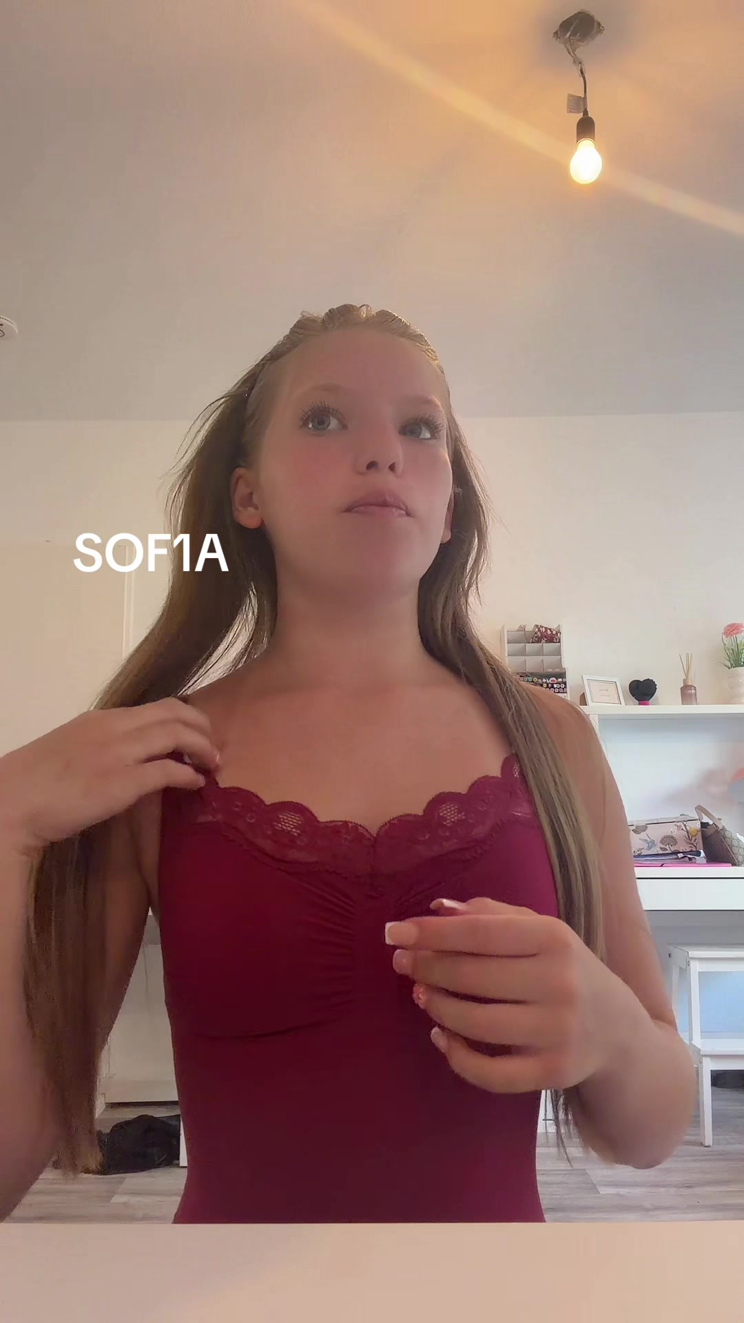 @Sofia🎀