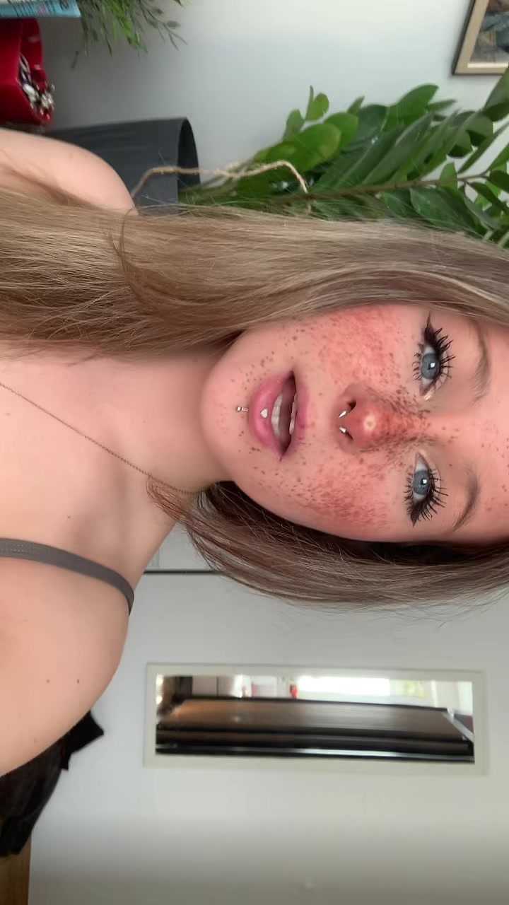 @Iza