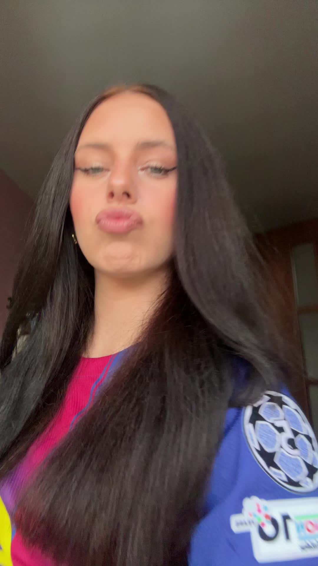 @Kitty💋