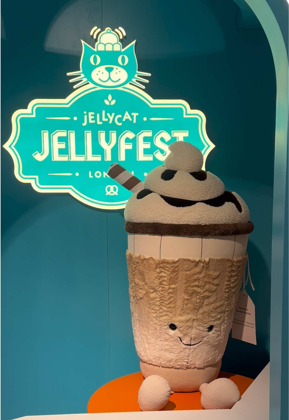 @Hellojellycore