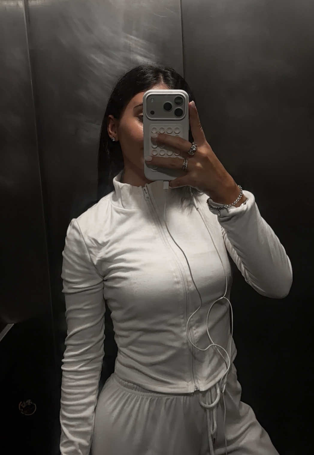 @maria inês