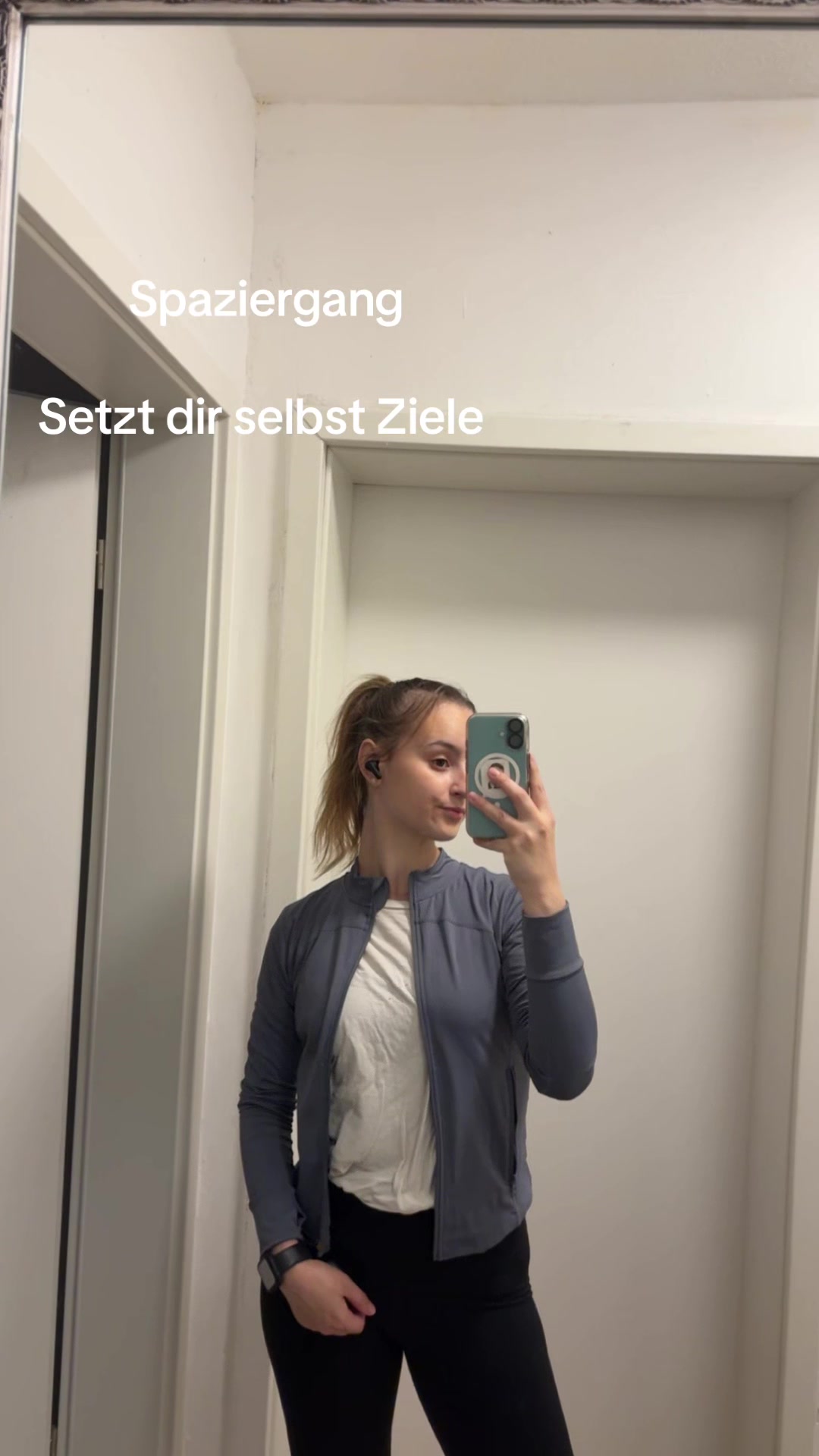 @Lara