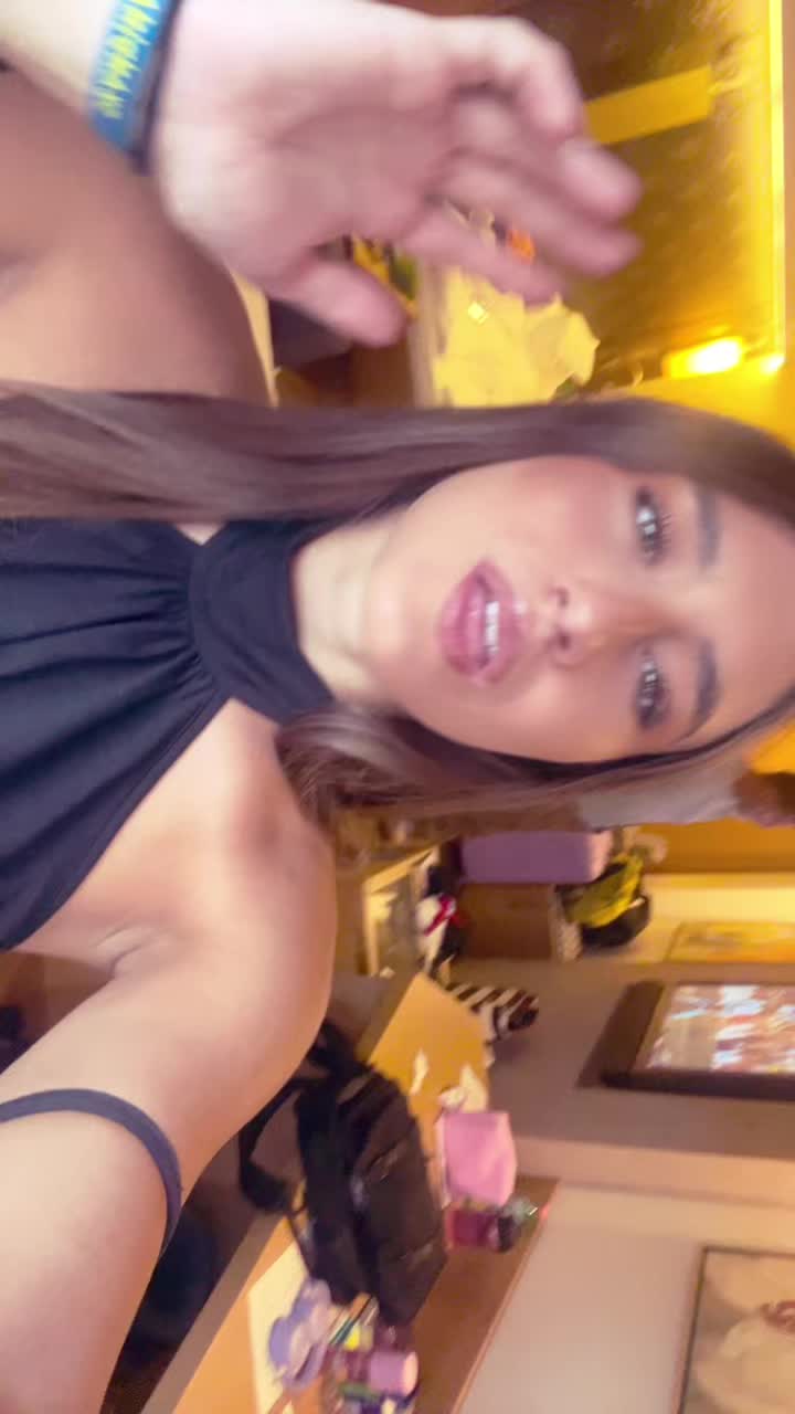 @Asietta🦋