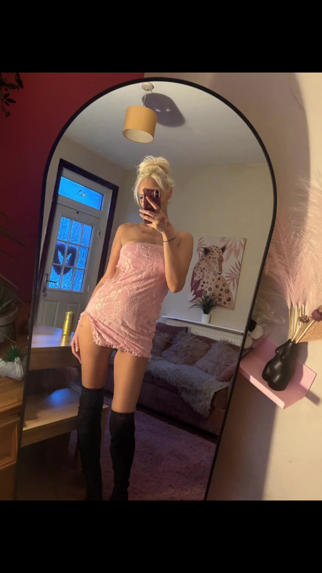 @Laura Jayne
