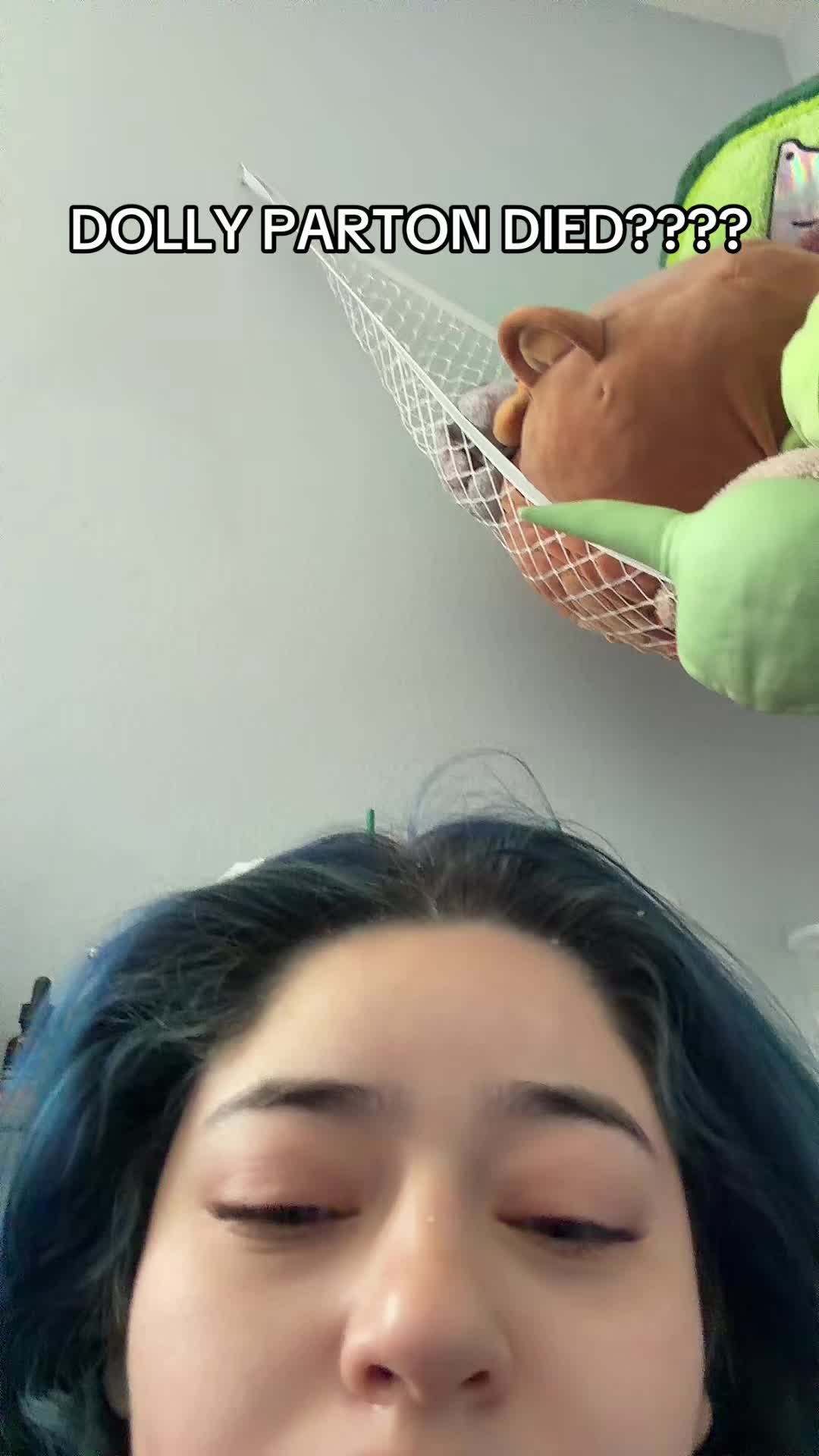 @athenaxiomara