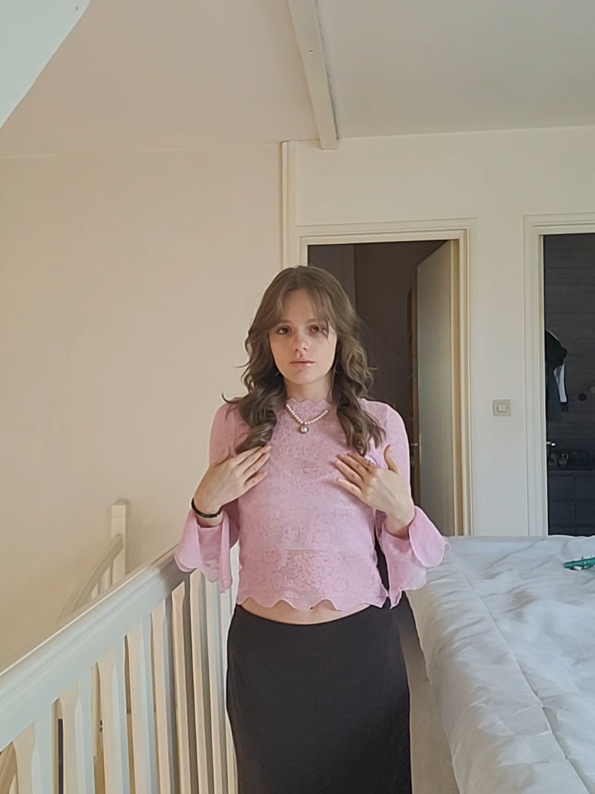@Chlo ✨️