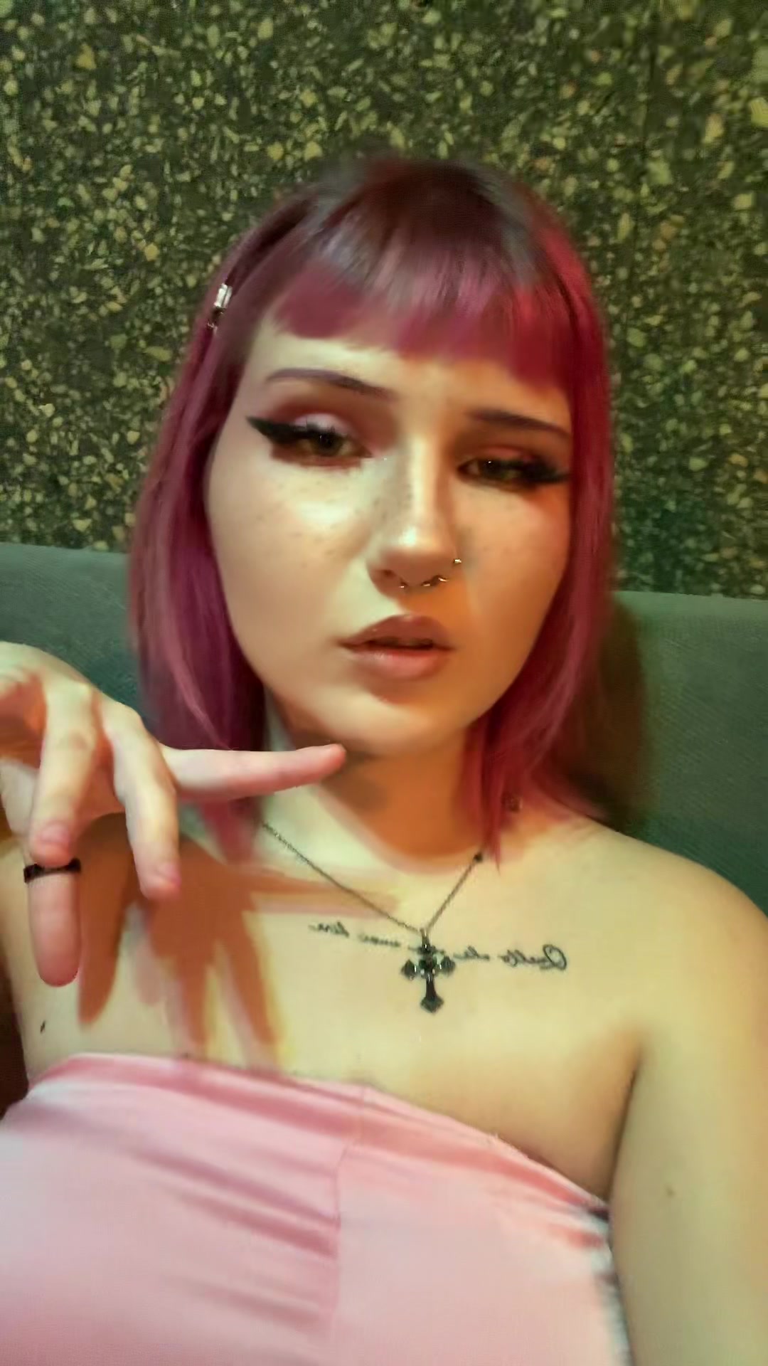 @𐙚aish