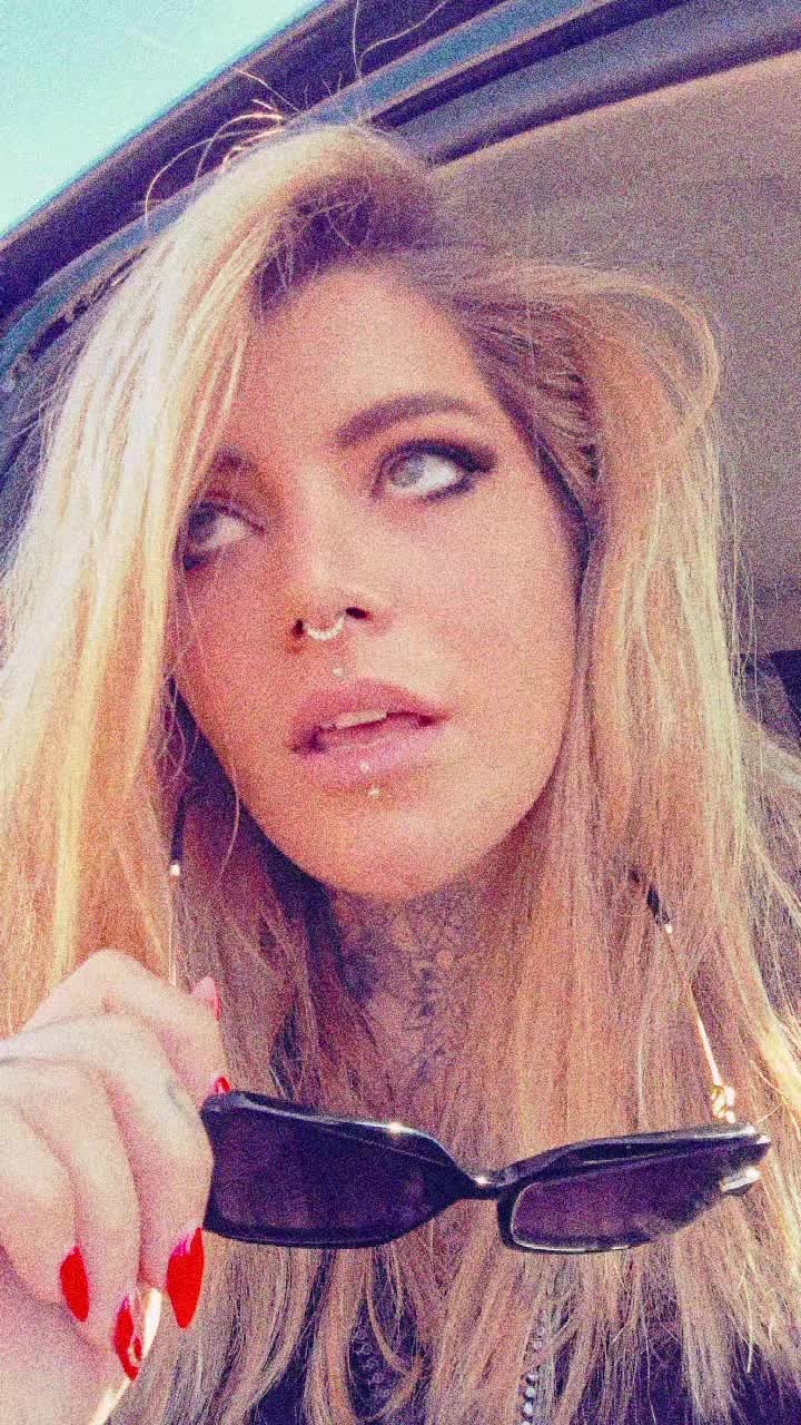 @Apollonia Rose