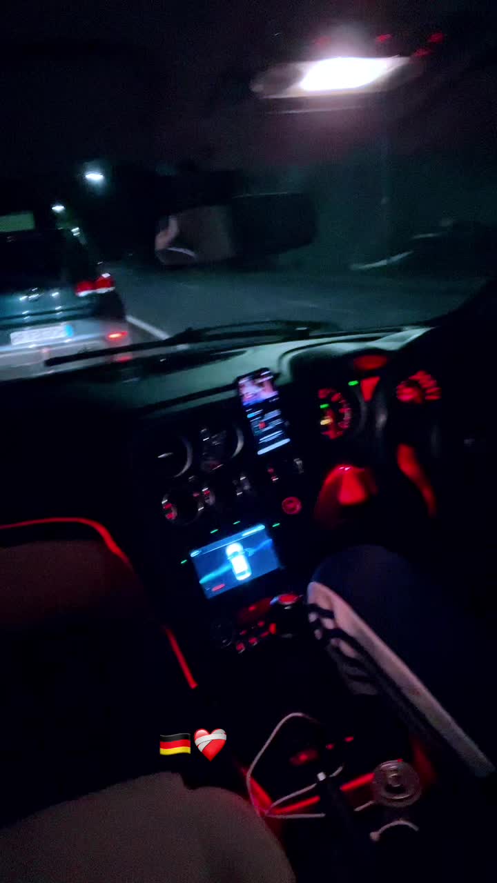 @W&ograve;lf.Kavk&agrave;l