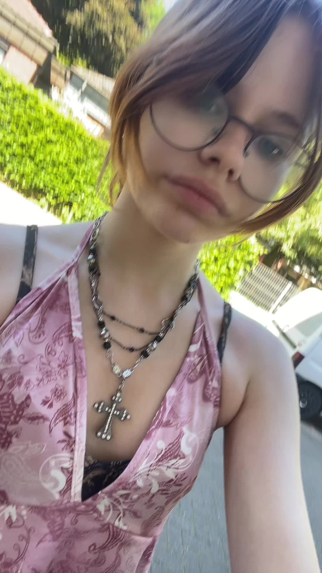 @SomeoneIguess?