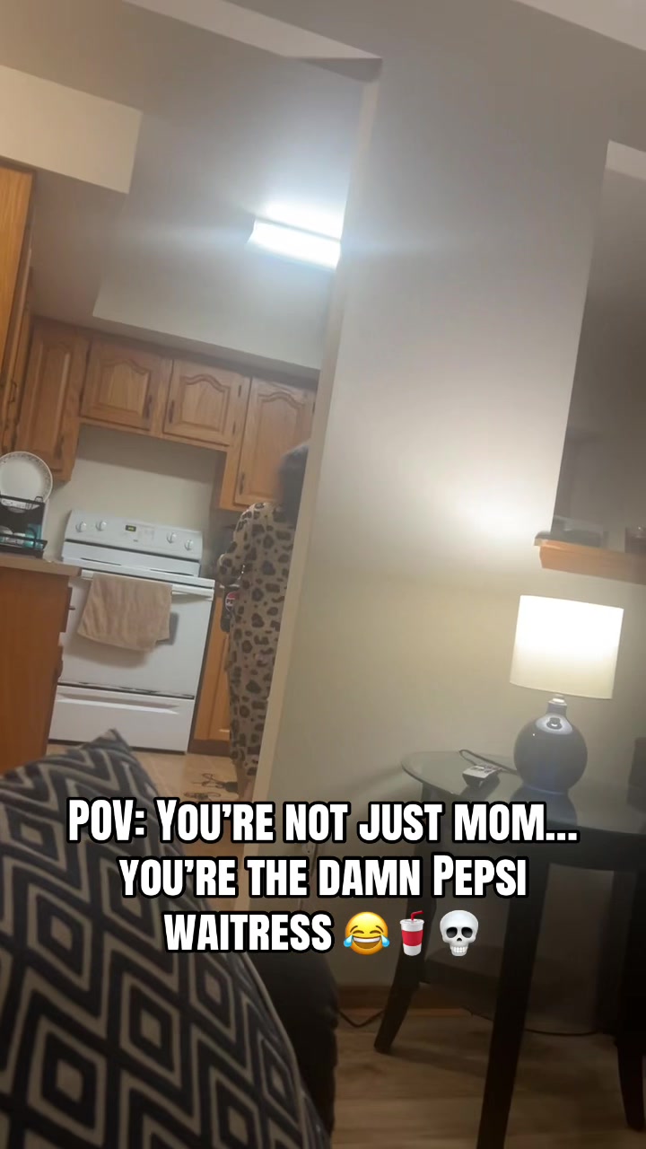 @Hotmomvibes