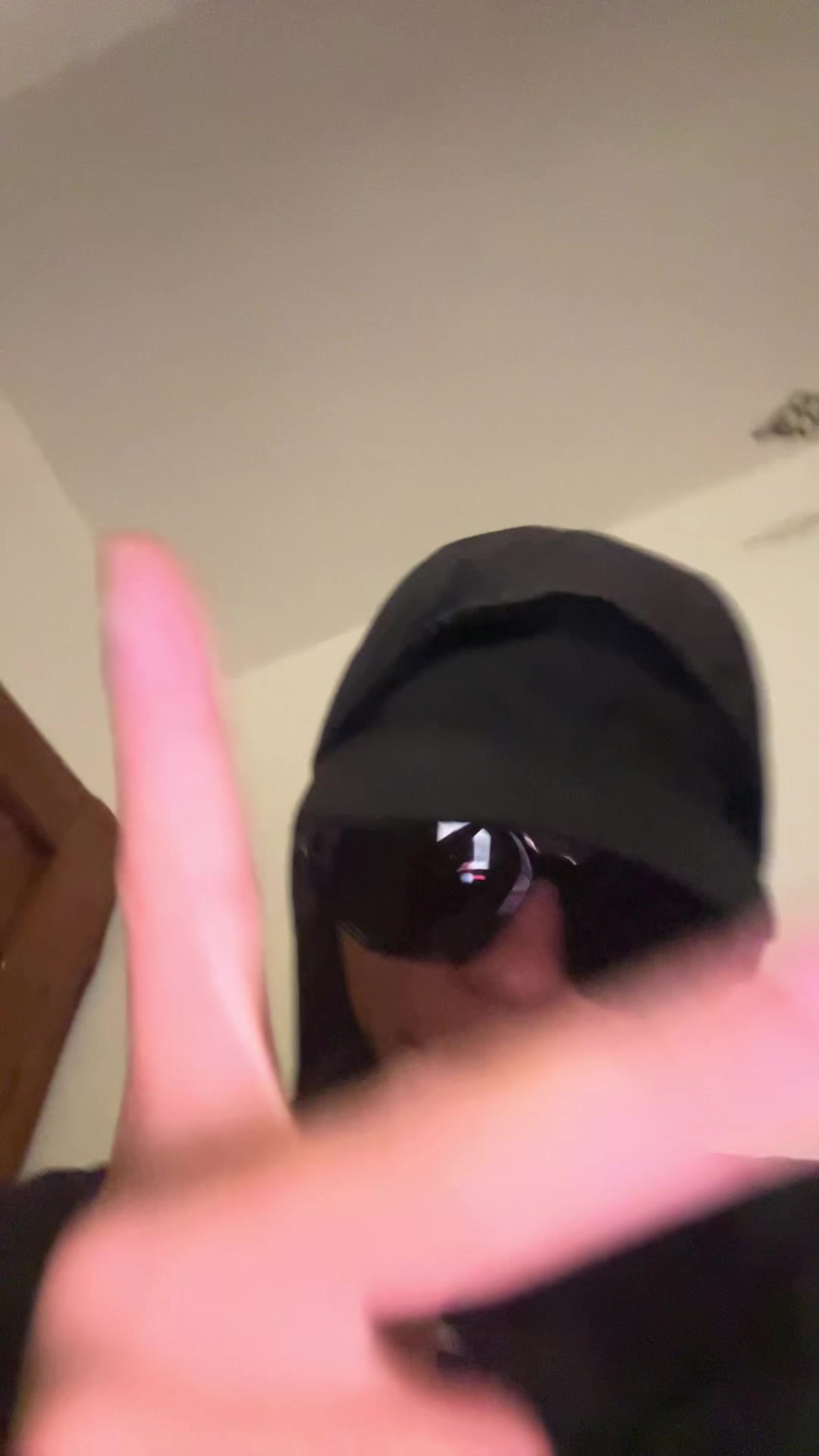 @walloma_