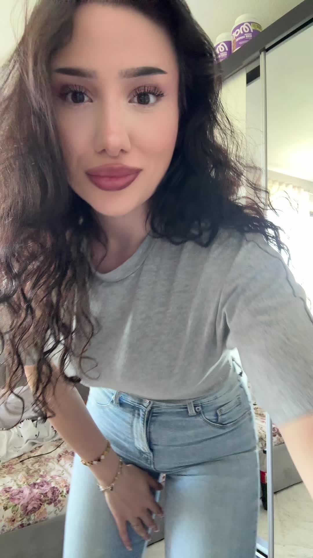 @yasmin