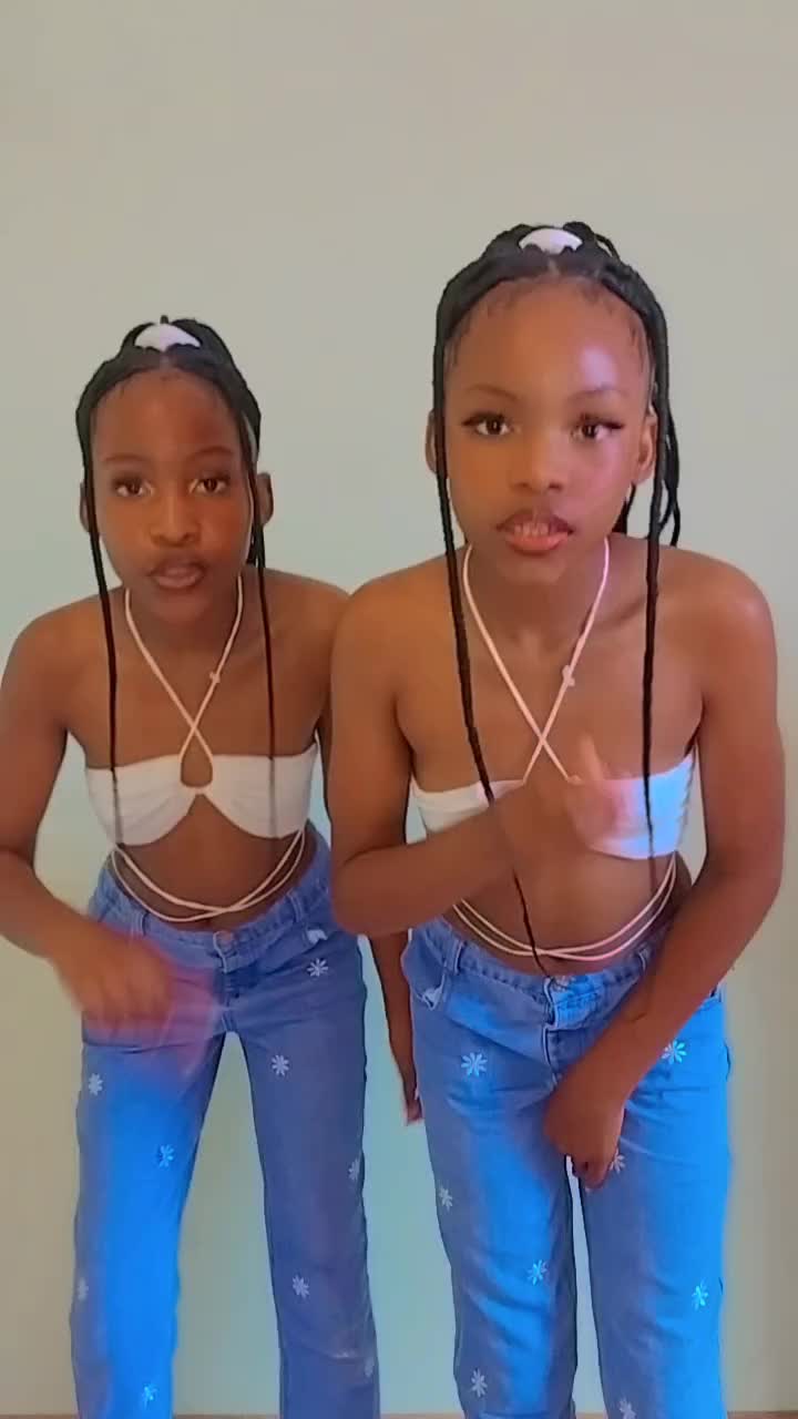 @Ashley&Alicia♡♡♡♡♡♡♡