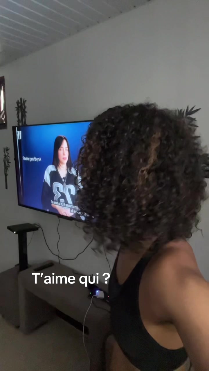 @Aurelie👩🏽&zwj;❤️&zwj;👩🏻