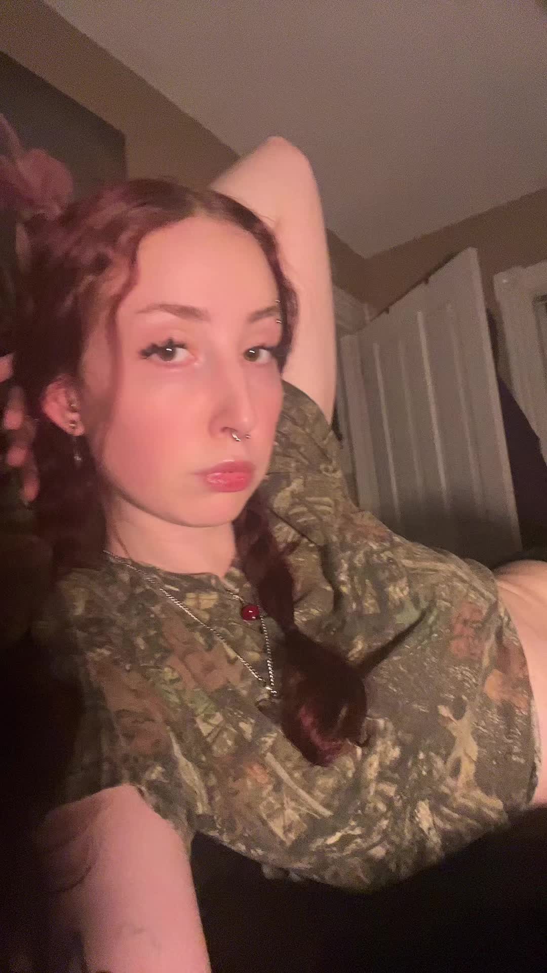 @iz🫂