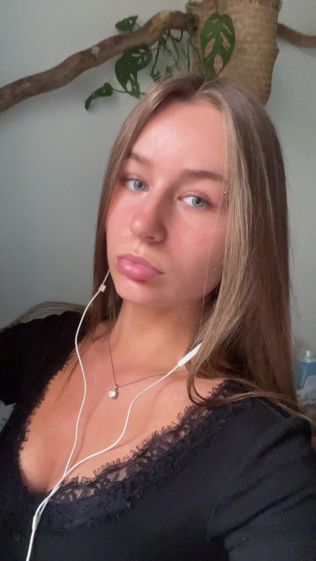 @🚩