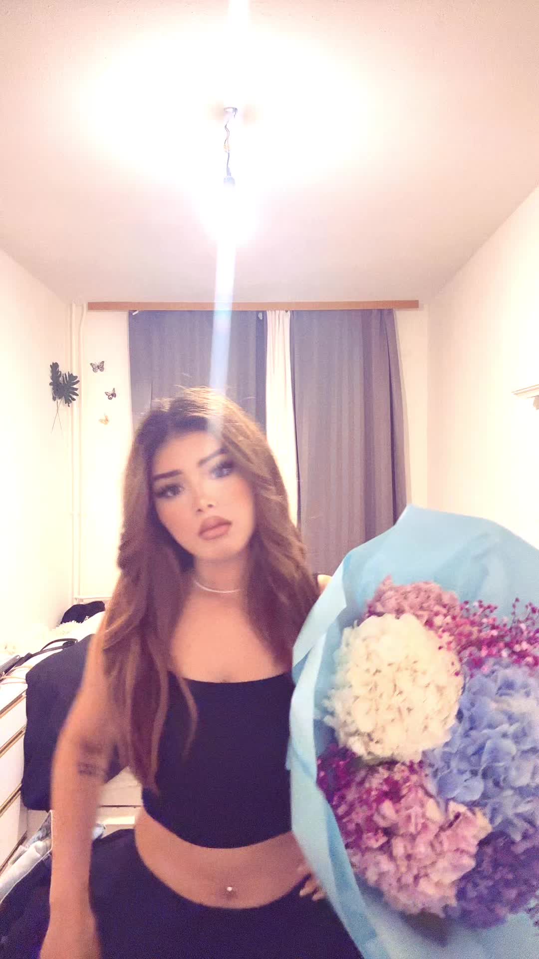 @Yanna