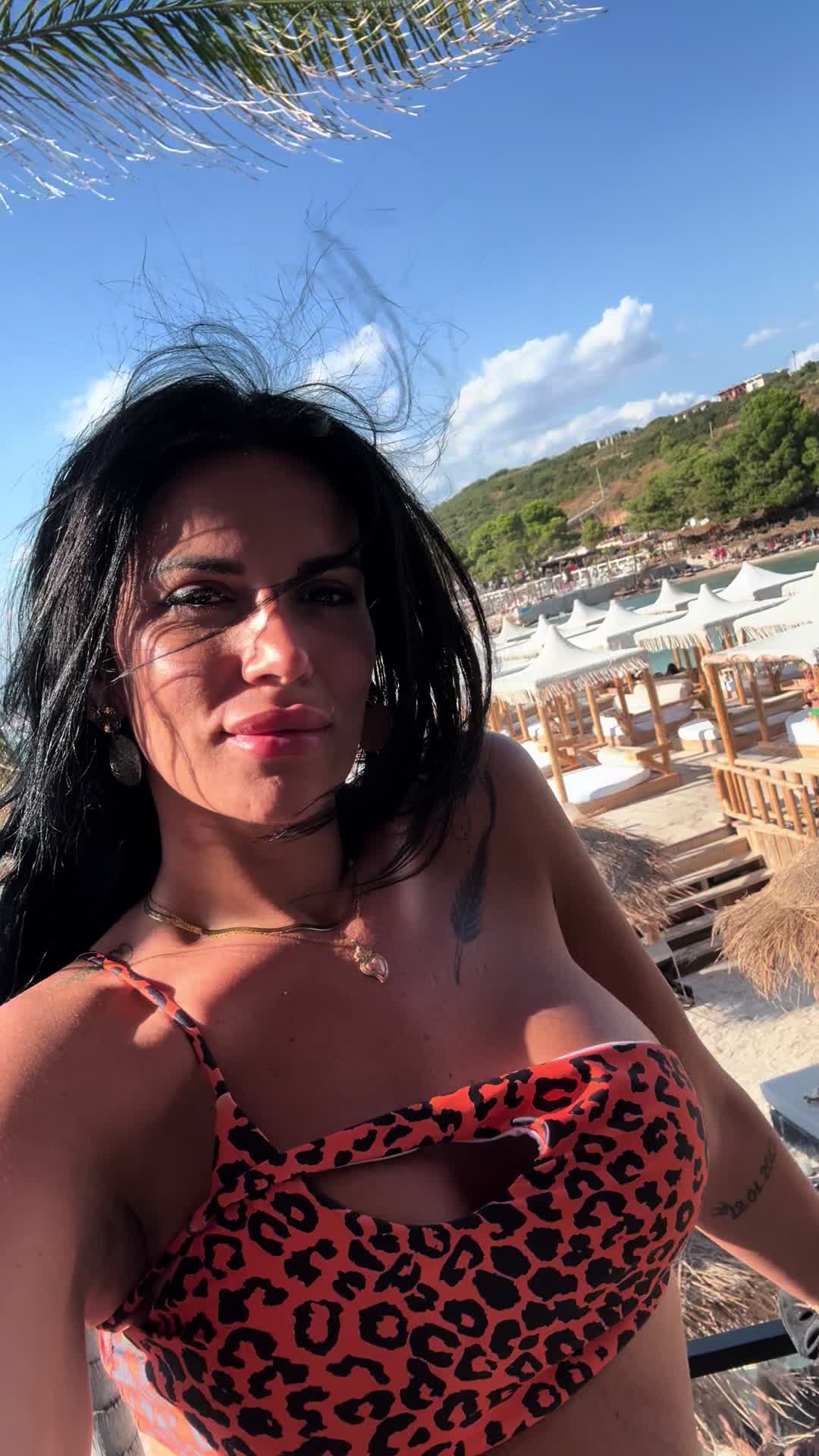 @Daniela Dany♉