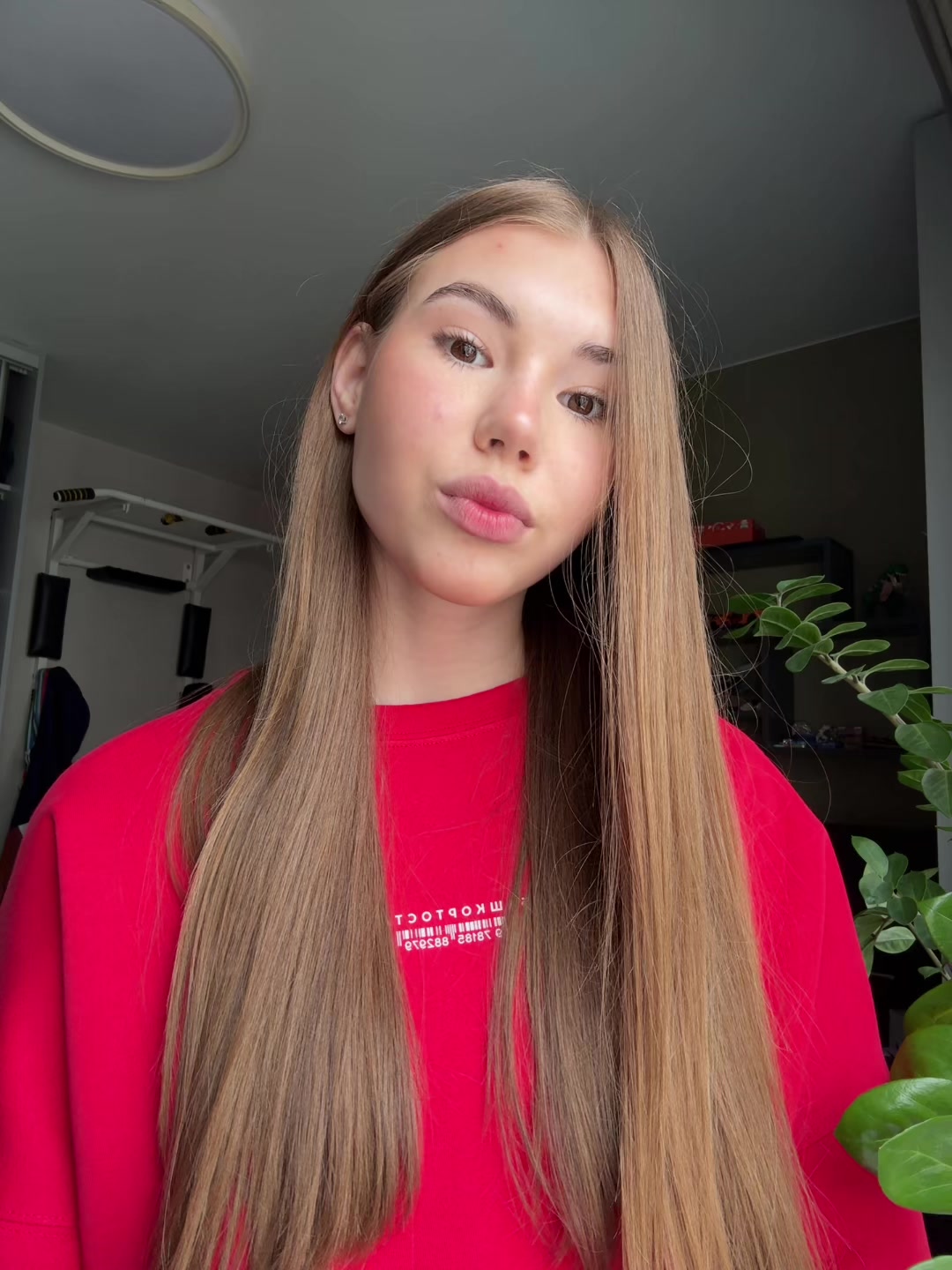 @полюша