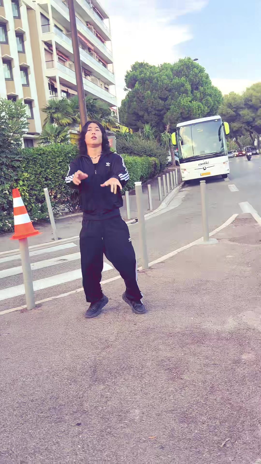 @azryo56