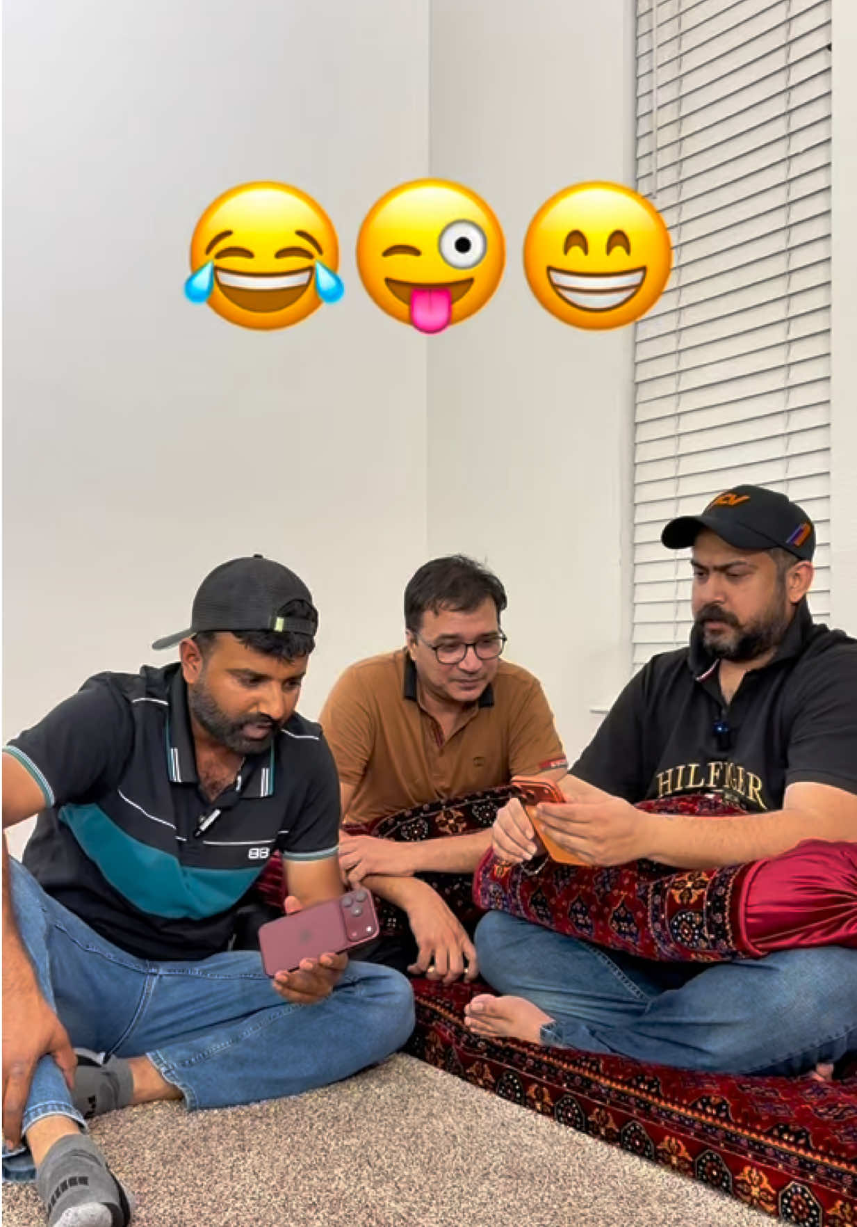 @Hilarious_zain