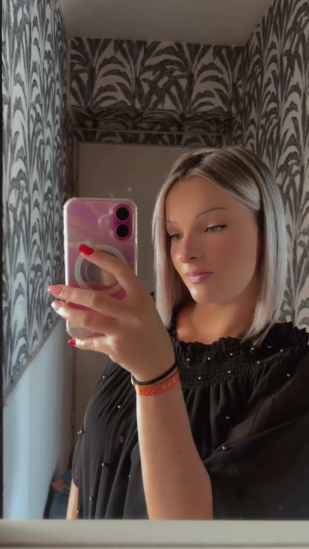 @Pauline