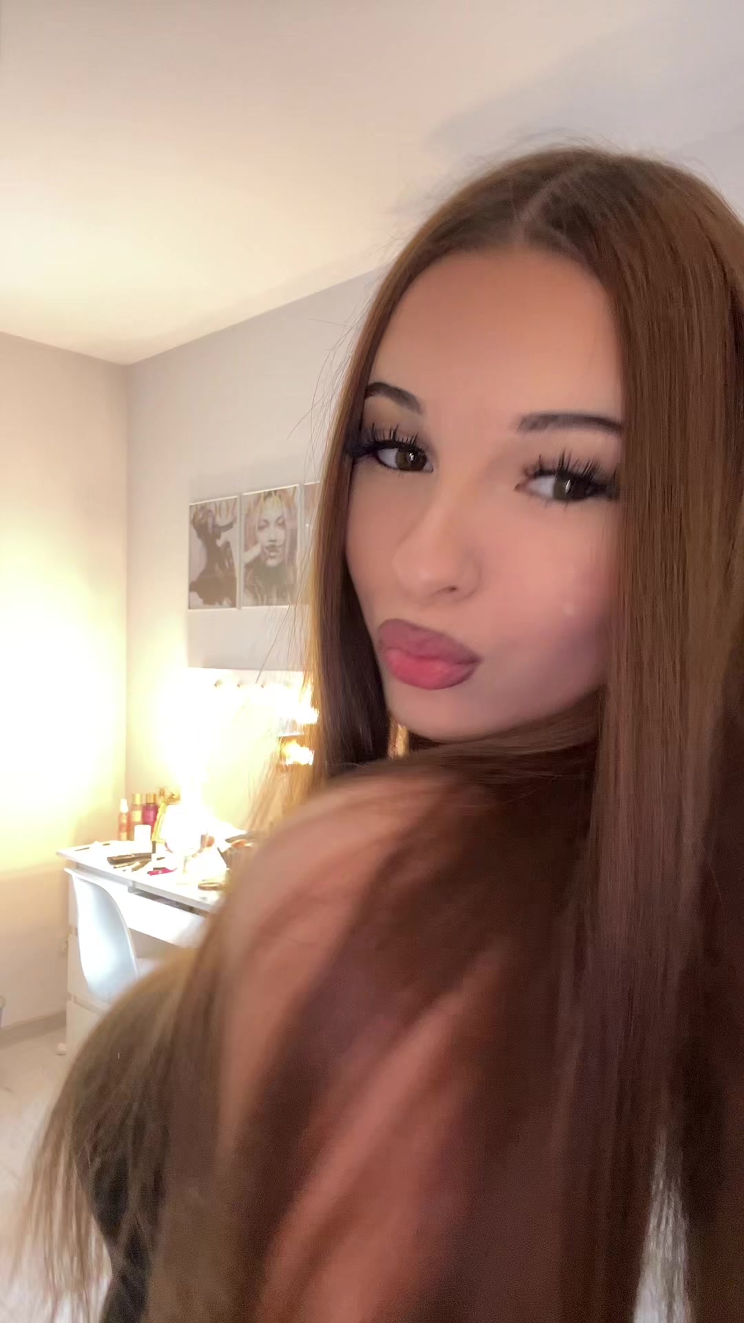 @𝓷𝓪𝓭𝓲𝓪♡