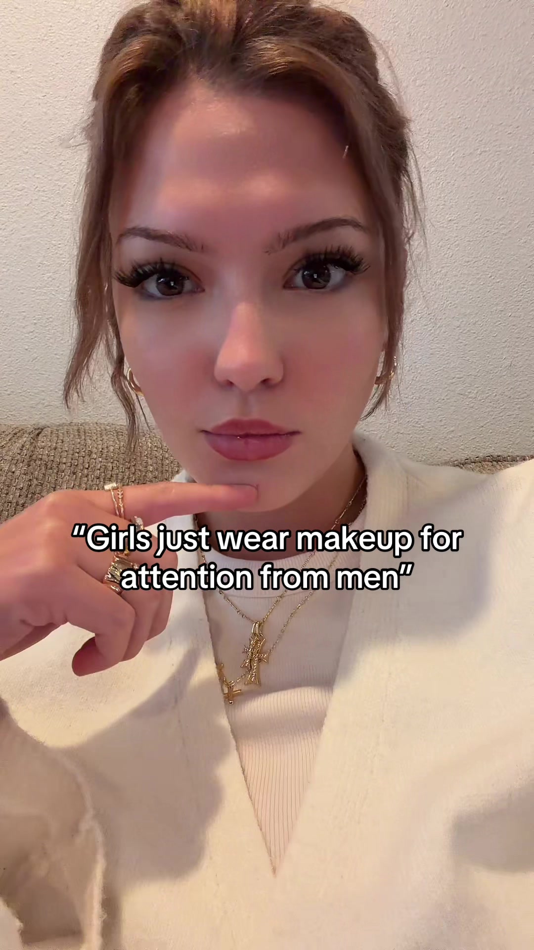 @glamwithavabella