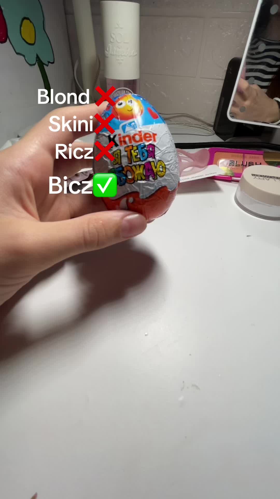 @vvv