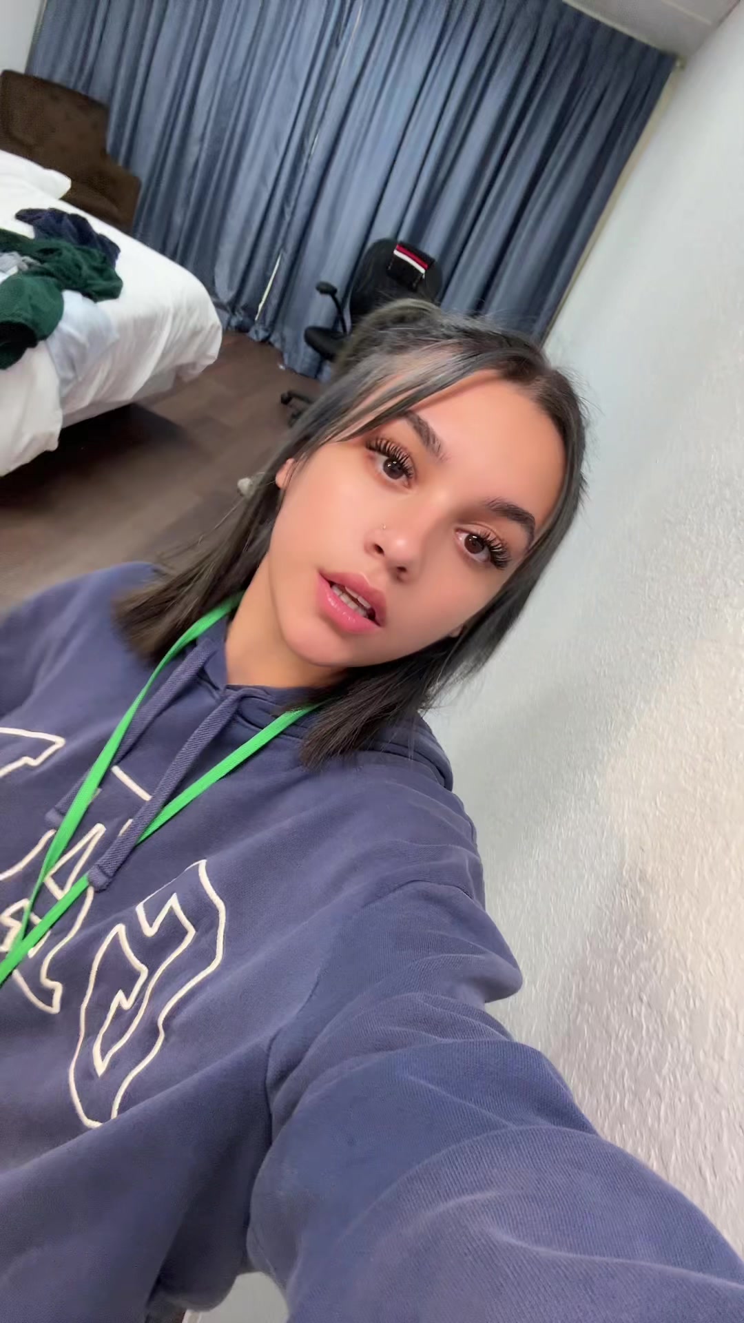 @lolabunny030103