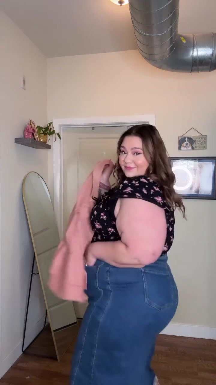 @voluptuousleah