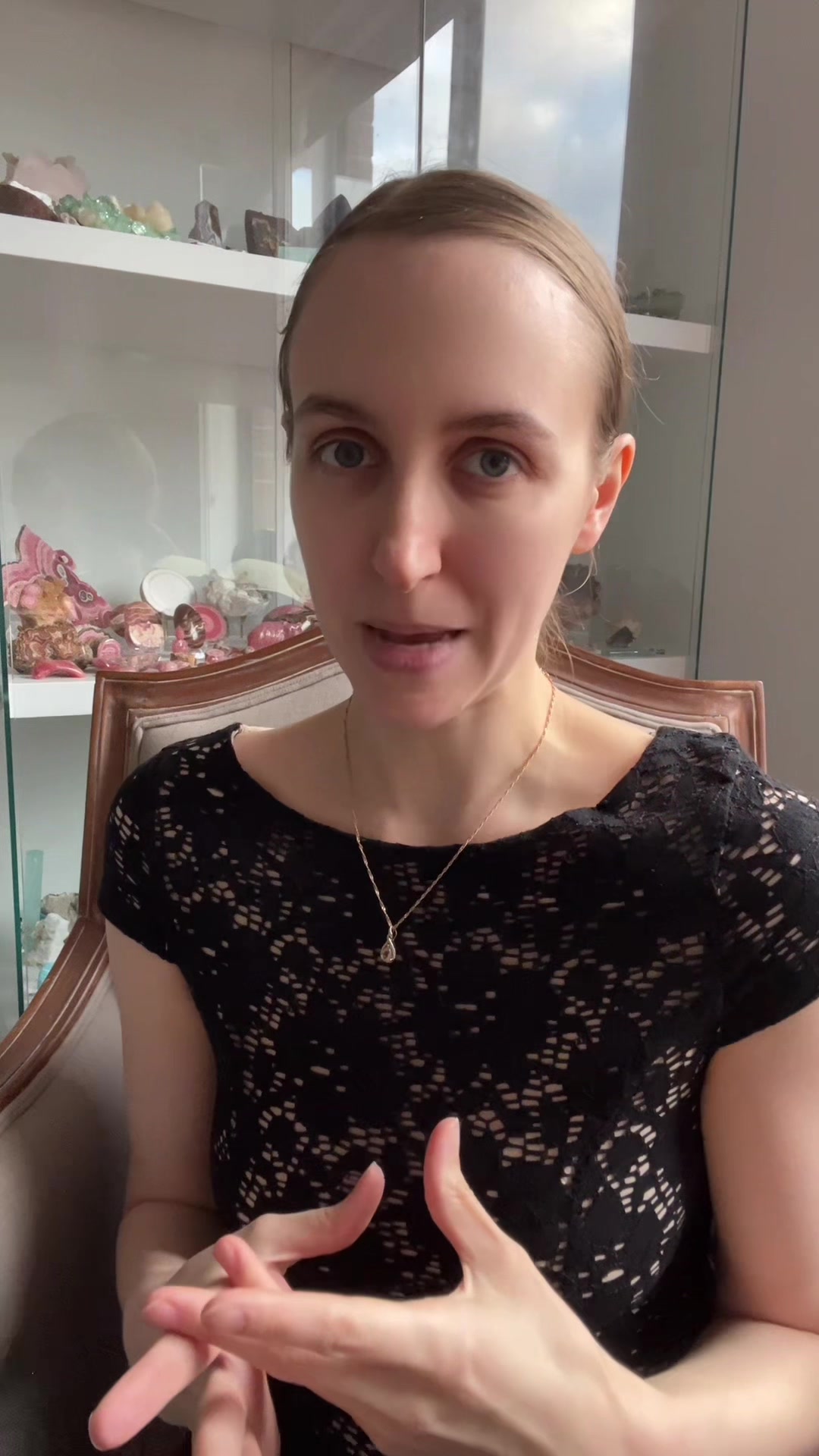 @Priestess Crystals