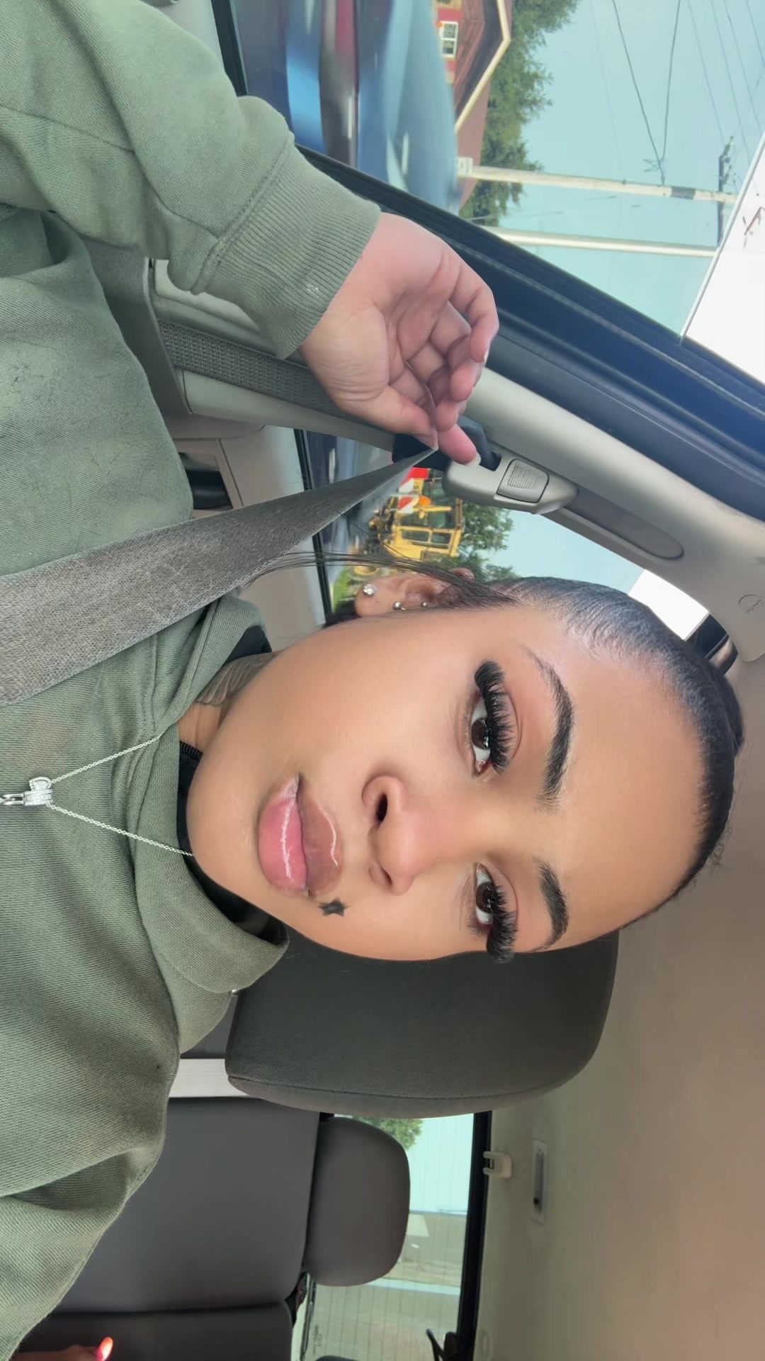 @ManiRenee