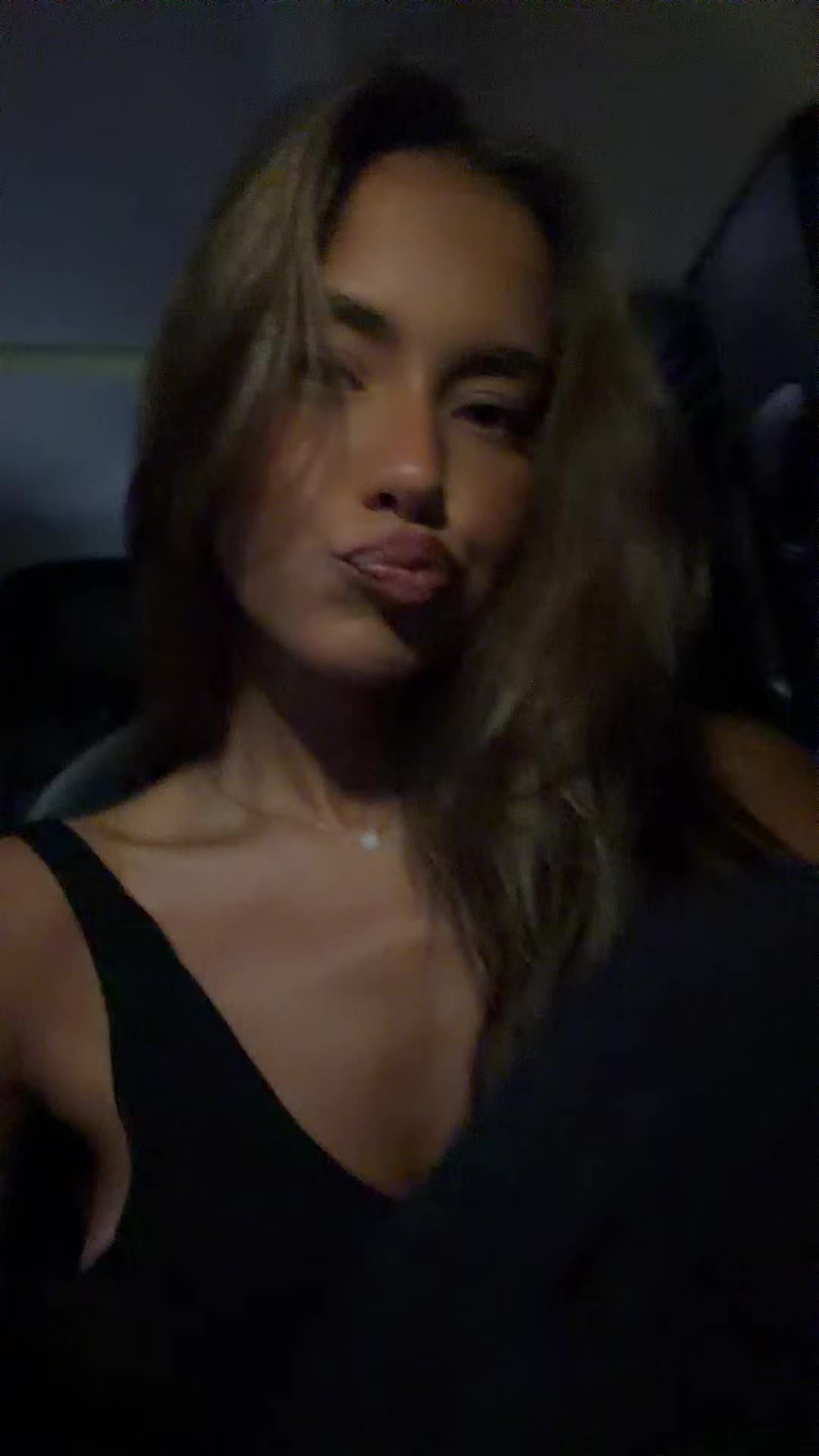 @REBECCA PARZIALE