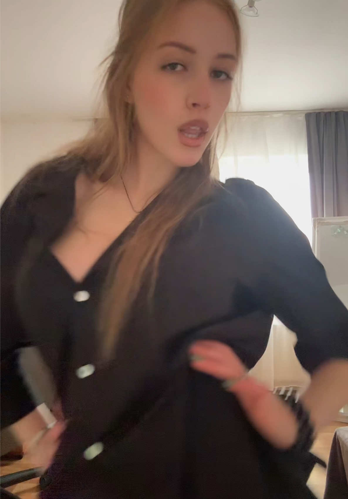 @pollikznccv