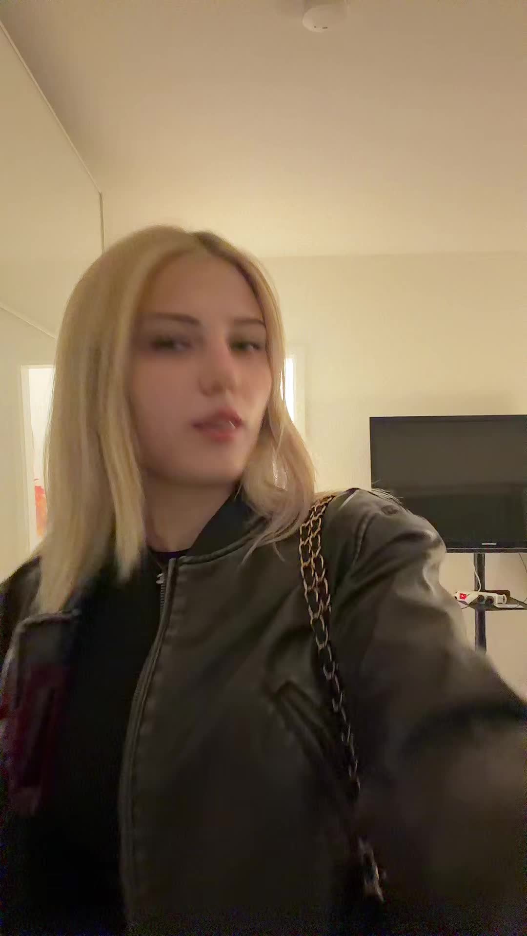 @lauramarie