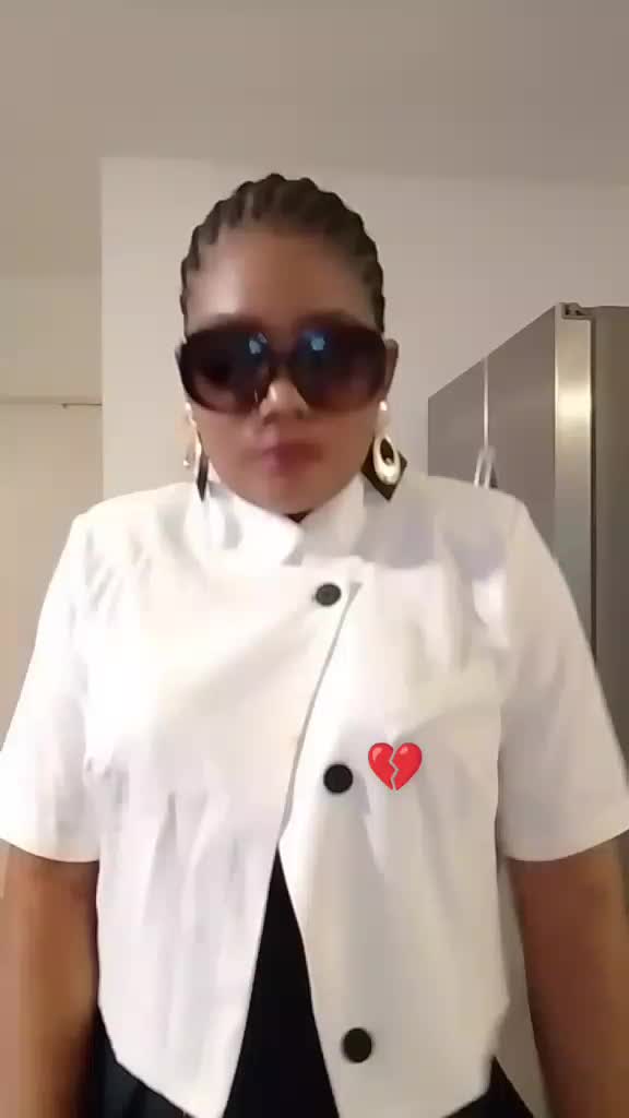 @Clarisse Muadi