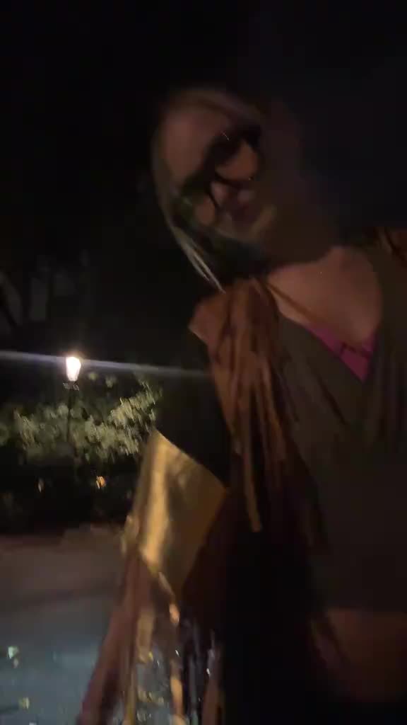 @Helena 🌩️