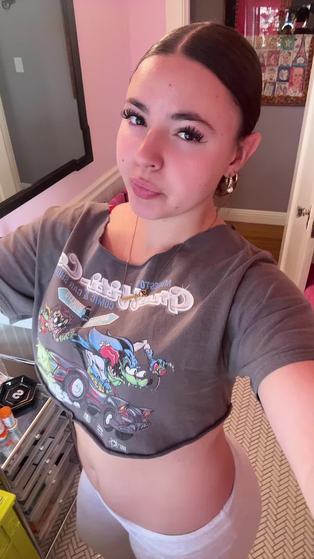 @deedee