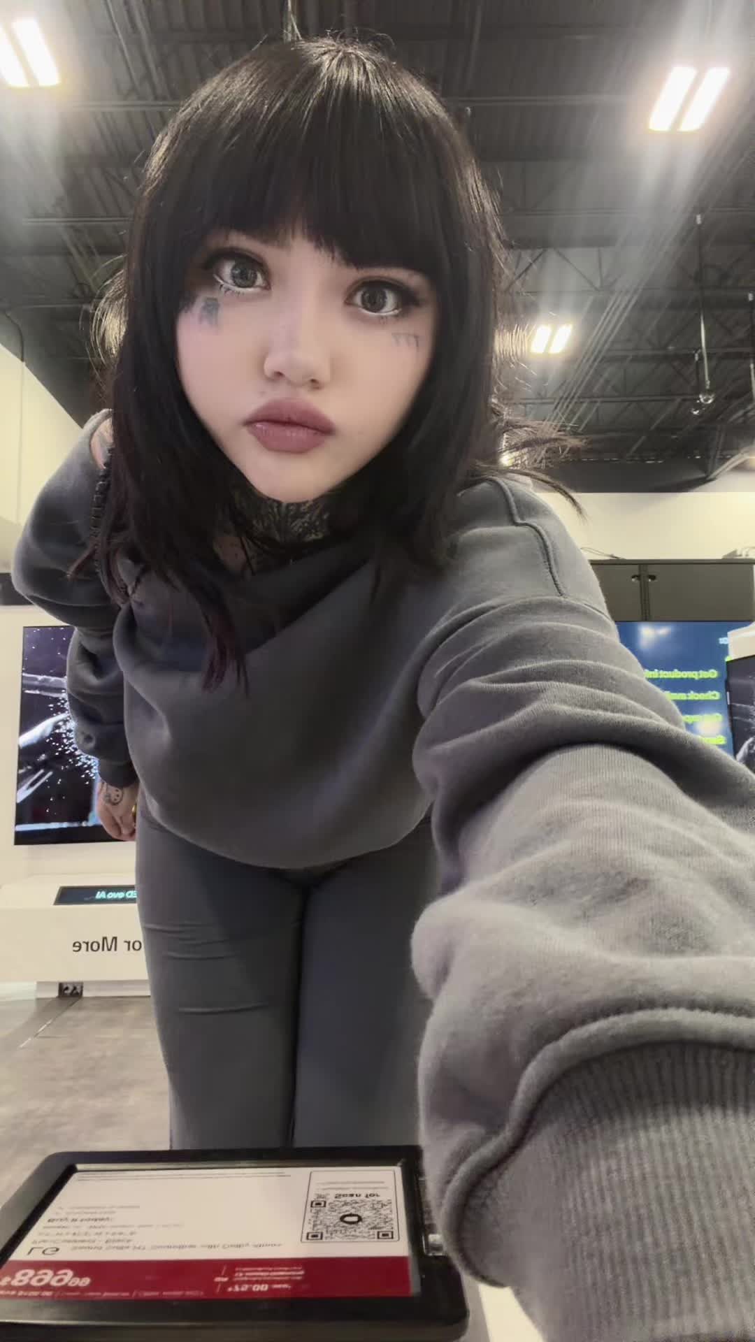 @mothertriplex