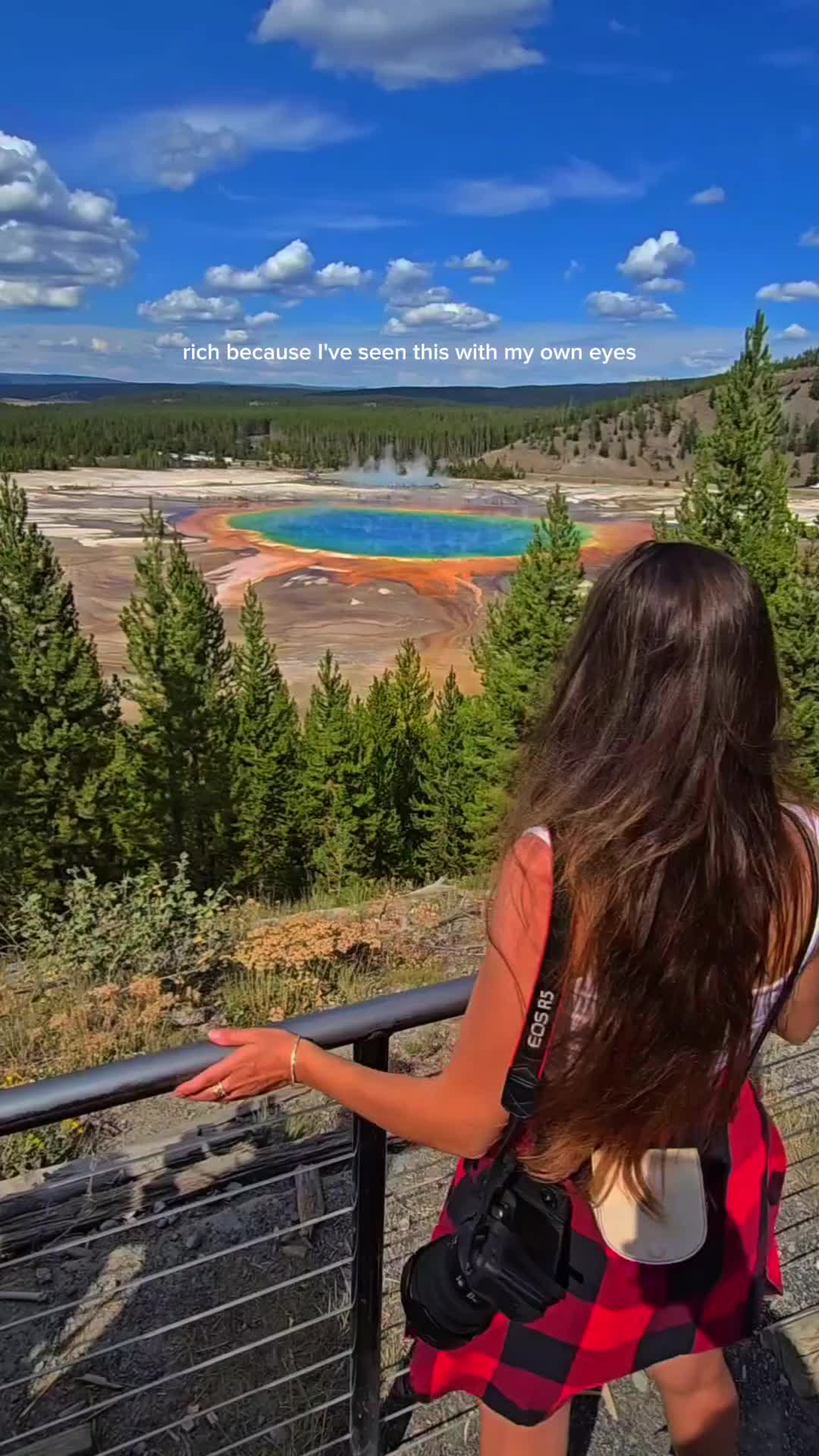 @cameliyastarr