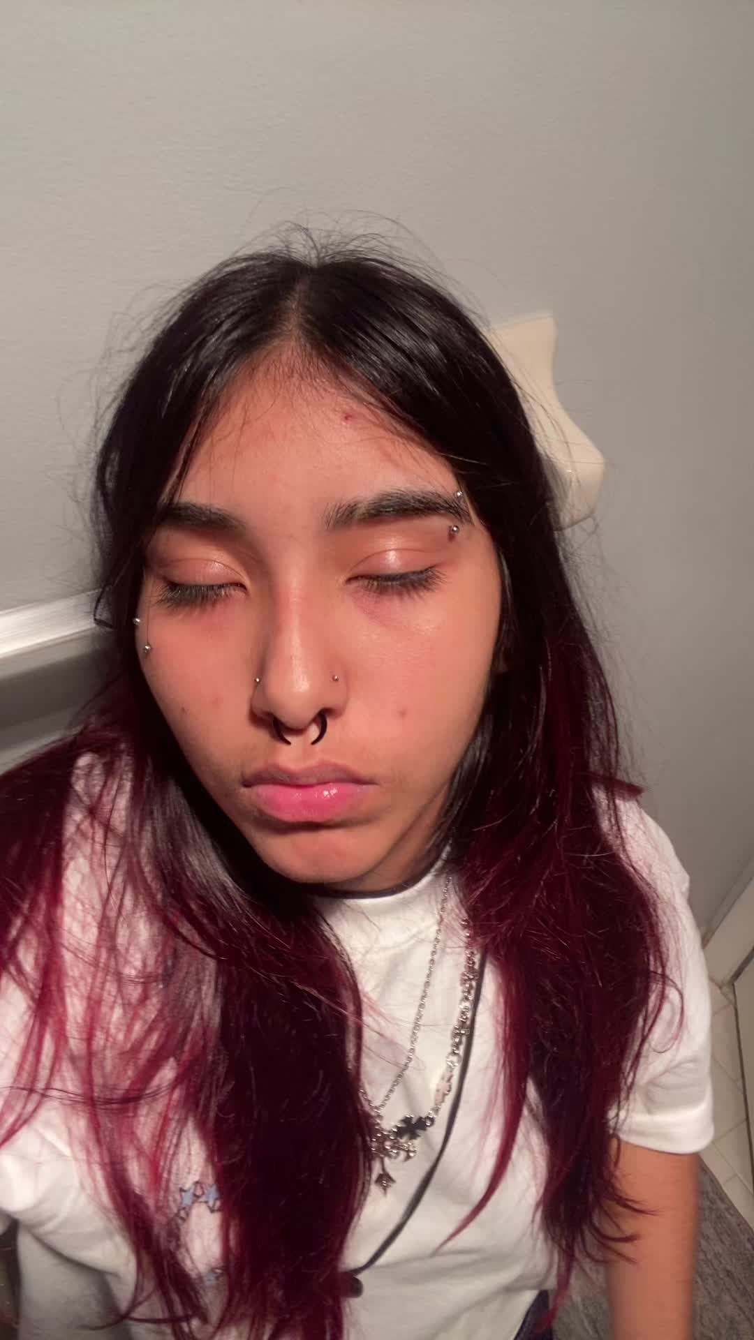 @v