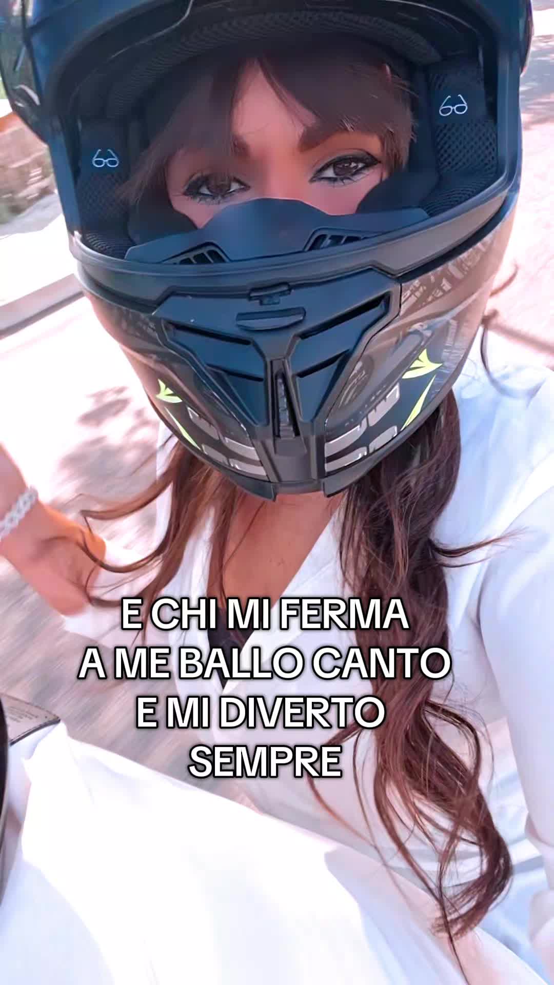 @LinaGrimaldi🍒