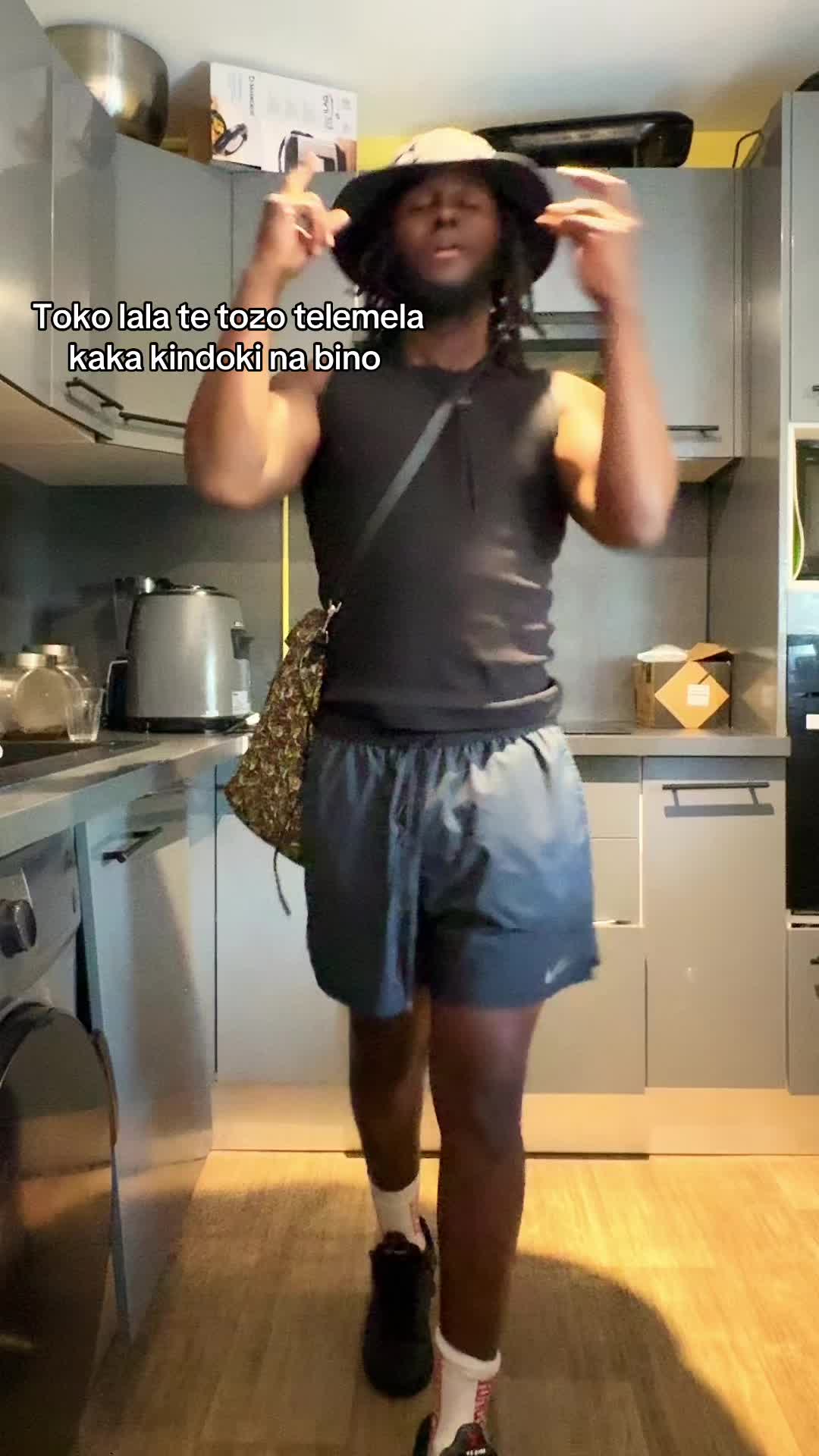 @Djodjo ba fière est la🙌🏾🇨🇩