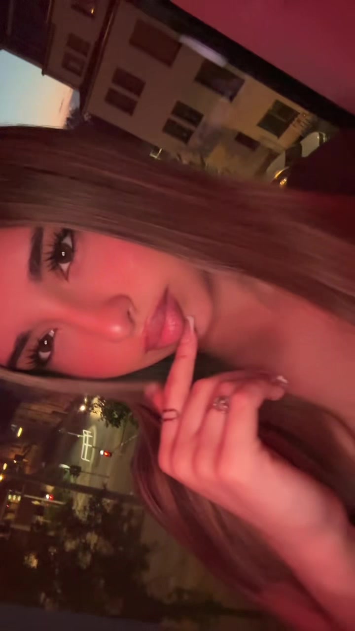 @⃟