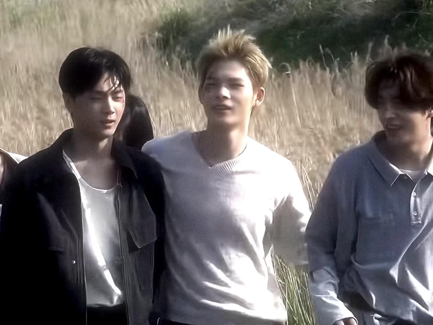 @nini