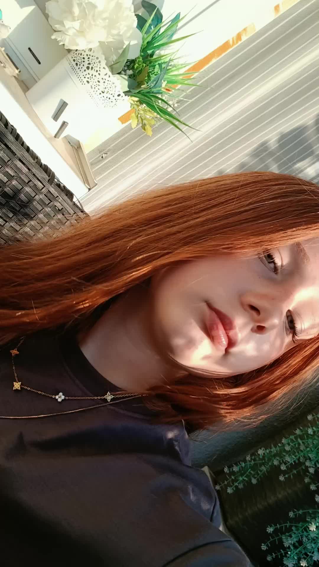 @𝐿𝐸𝑂𝑁&acute;𝐸🥥🌺