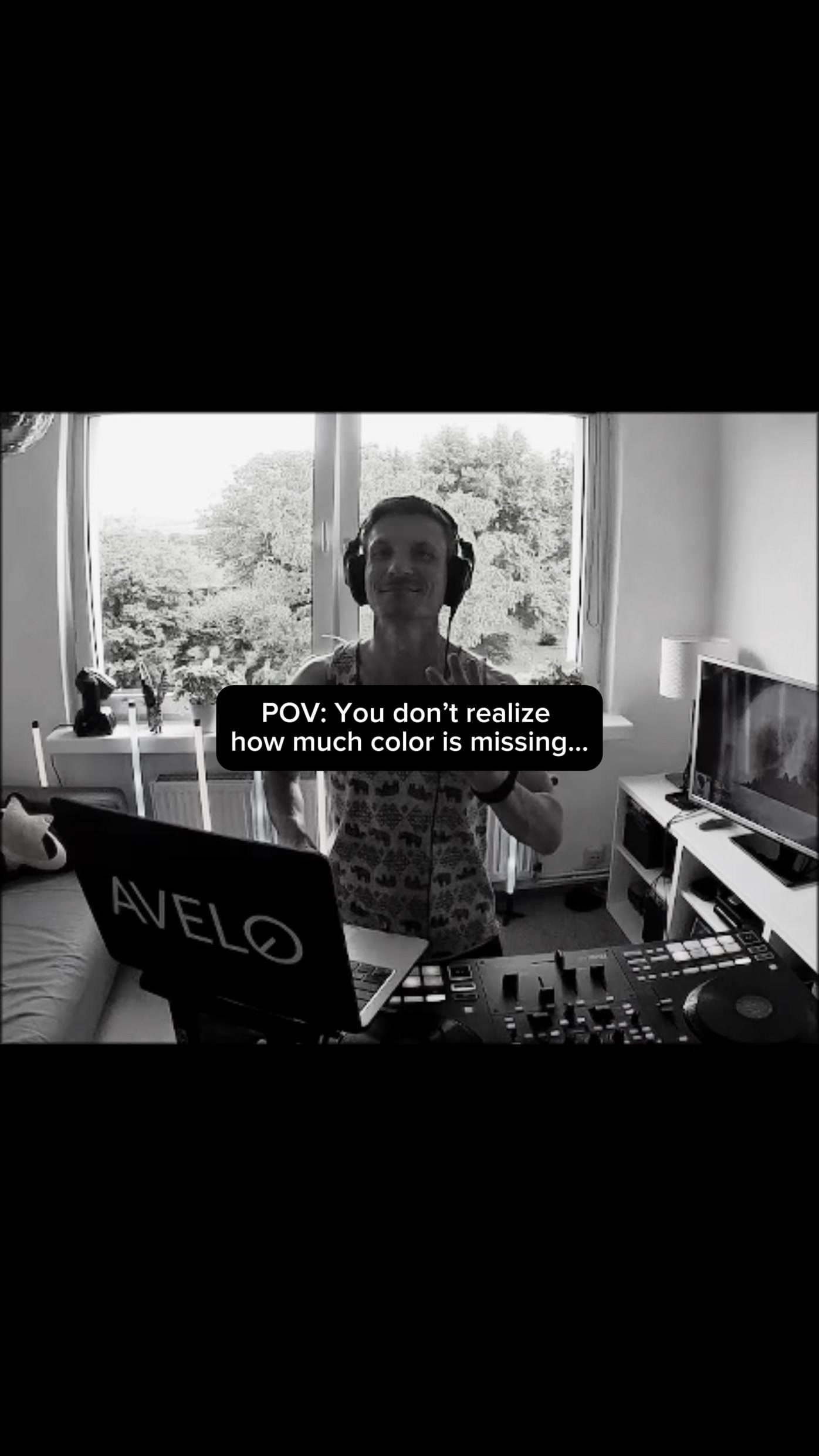 @AVELØ