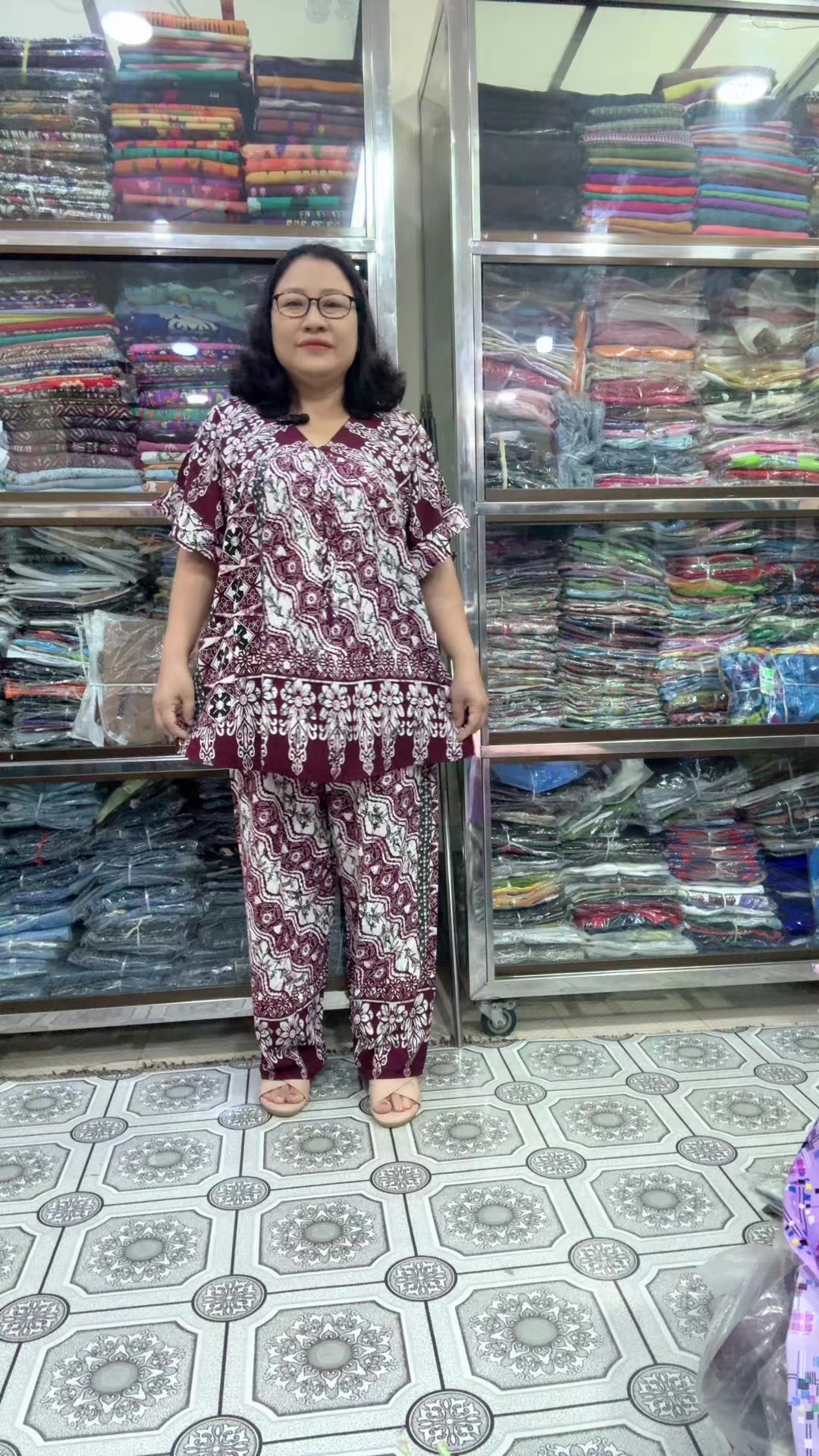 @အင်ကြင်းခိုင် အထည်ဆိုင်